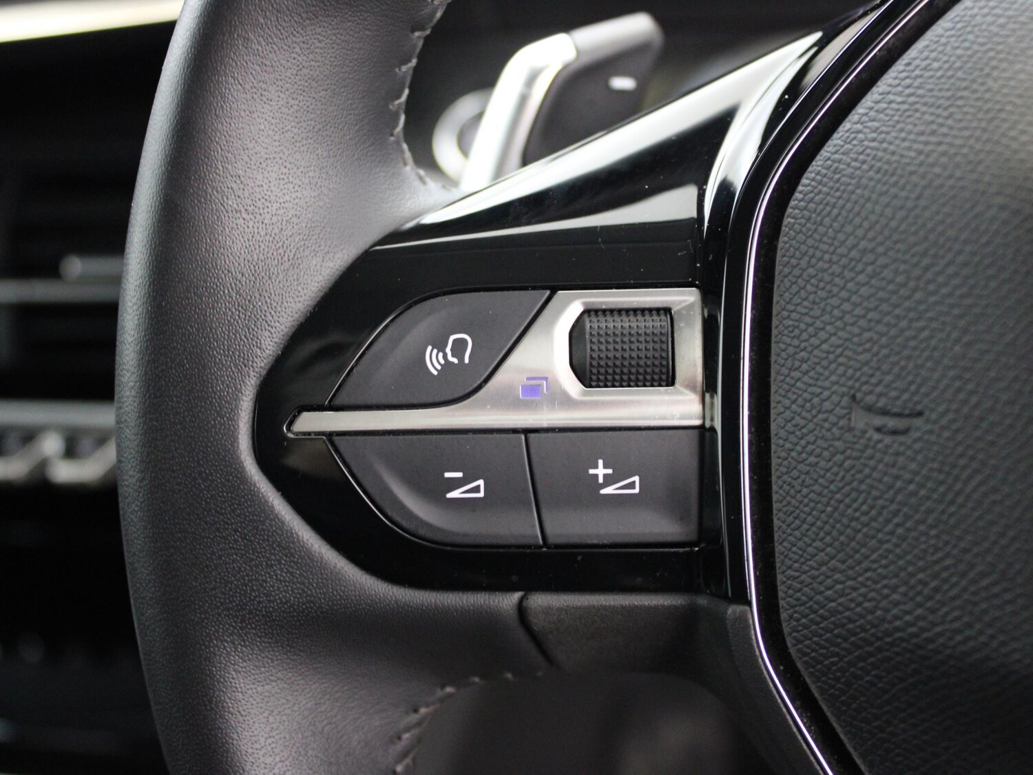 Used Peugeot 208 2023 for sale - 77398041: Photo 29