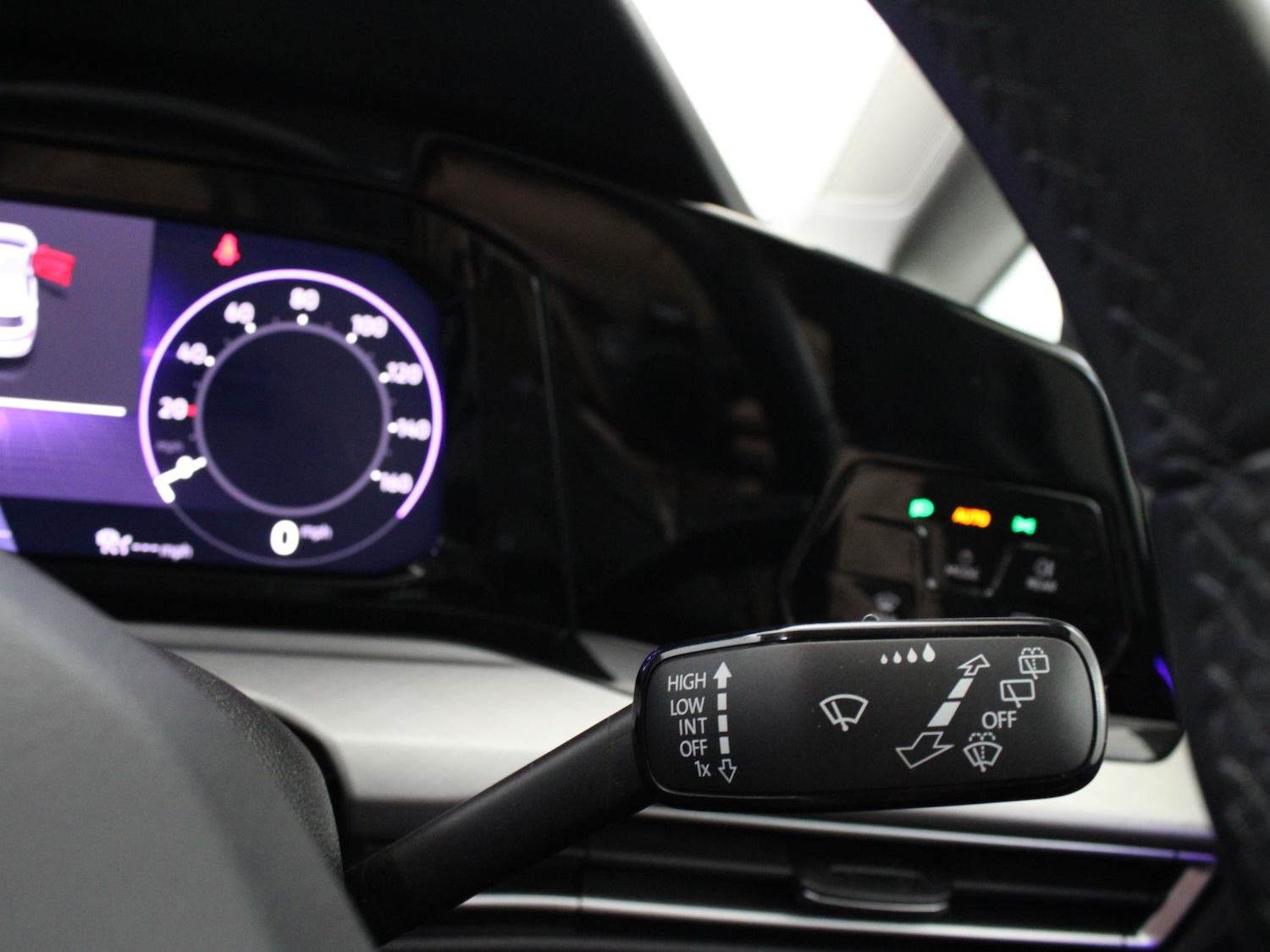 Used Volkswagen Golf 2022 for sale - 77068753: Photo 18