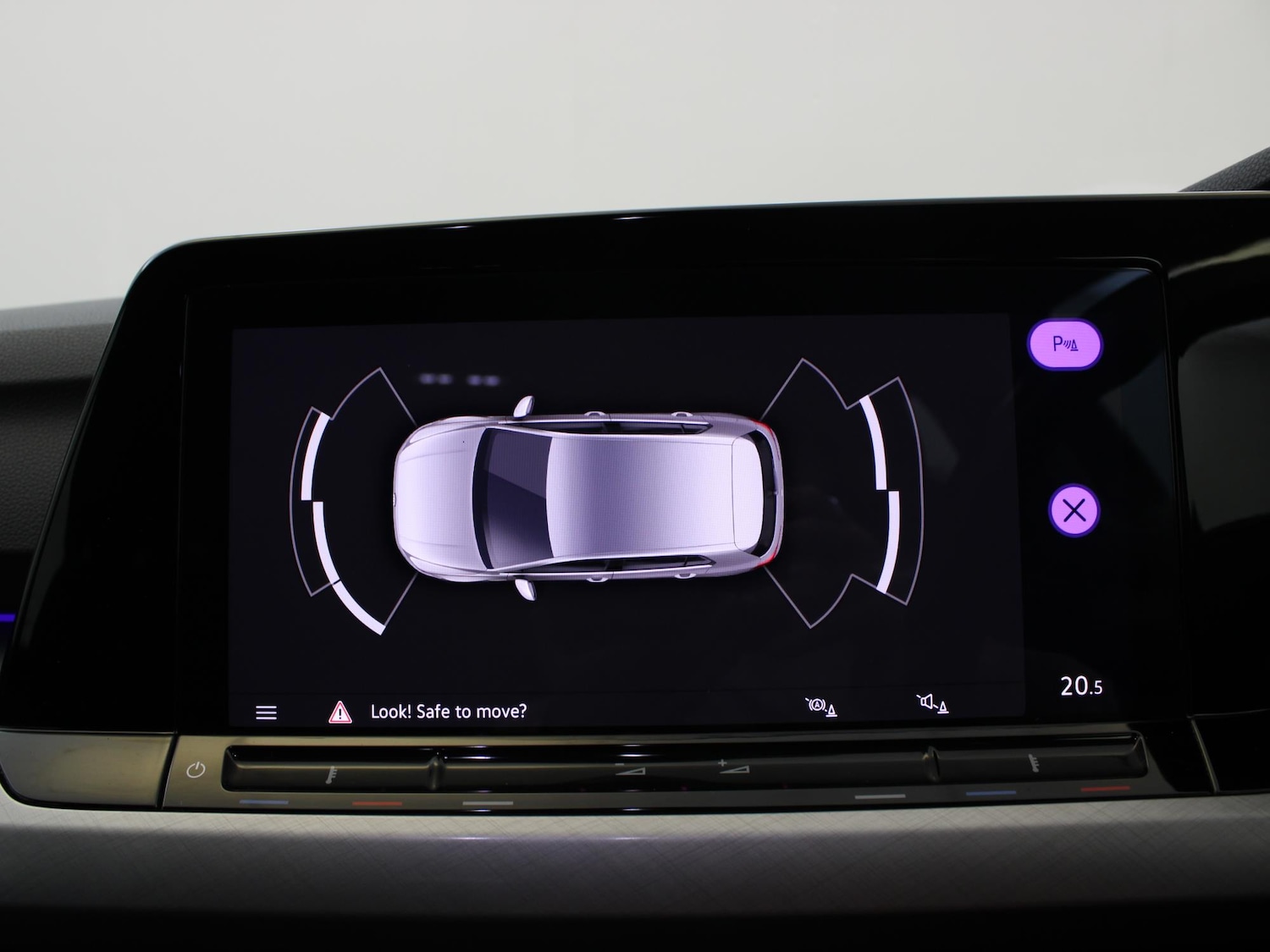 Used Volkswagen Golf 2022 for sale - 77068753: Photo 20