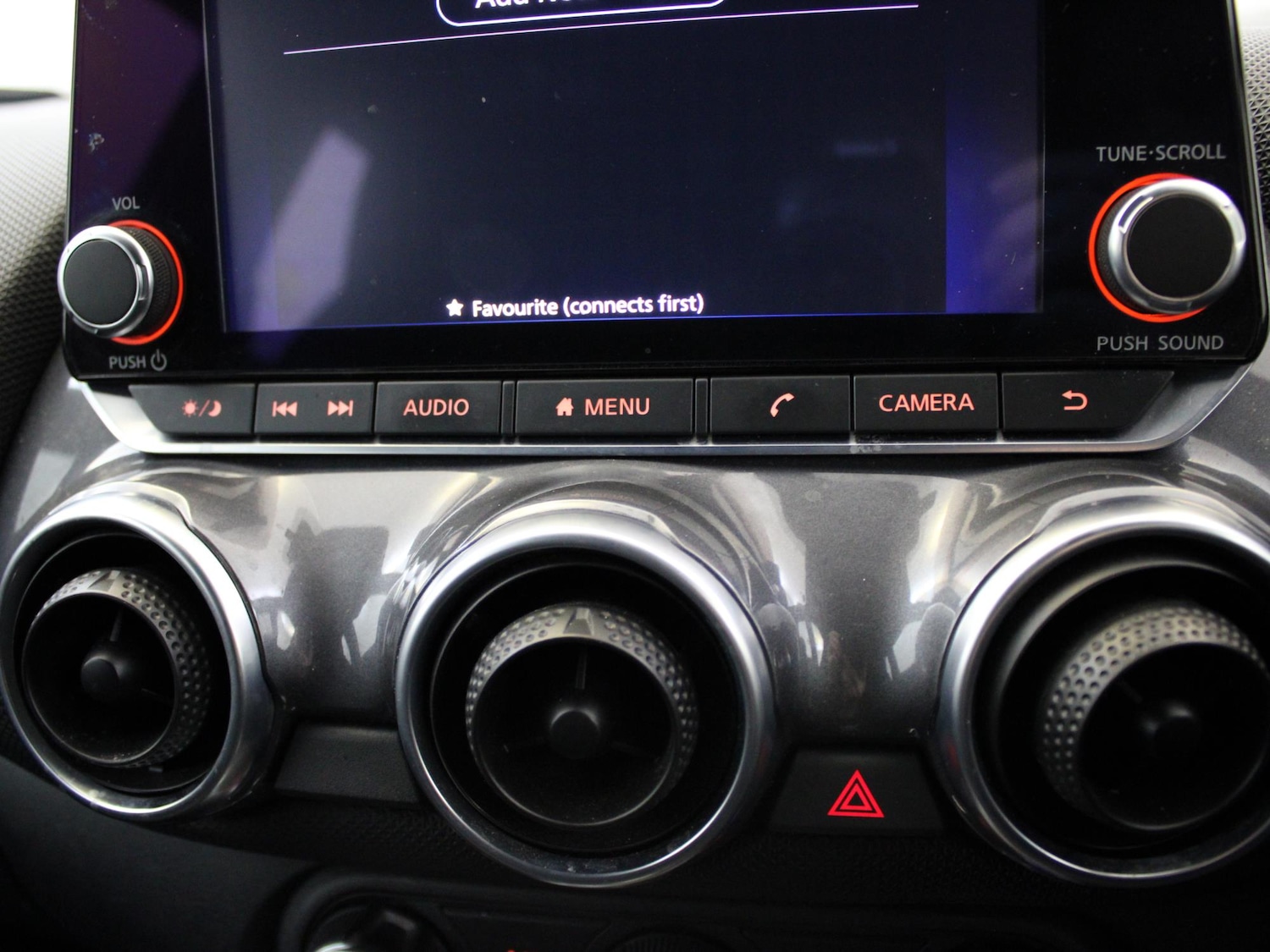 Used Nissan Juke 2020 for sale - 76300245: Photo 20