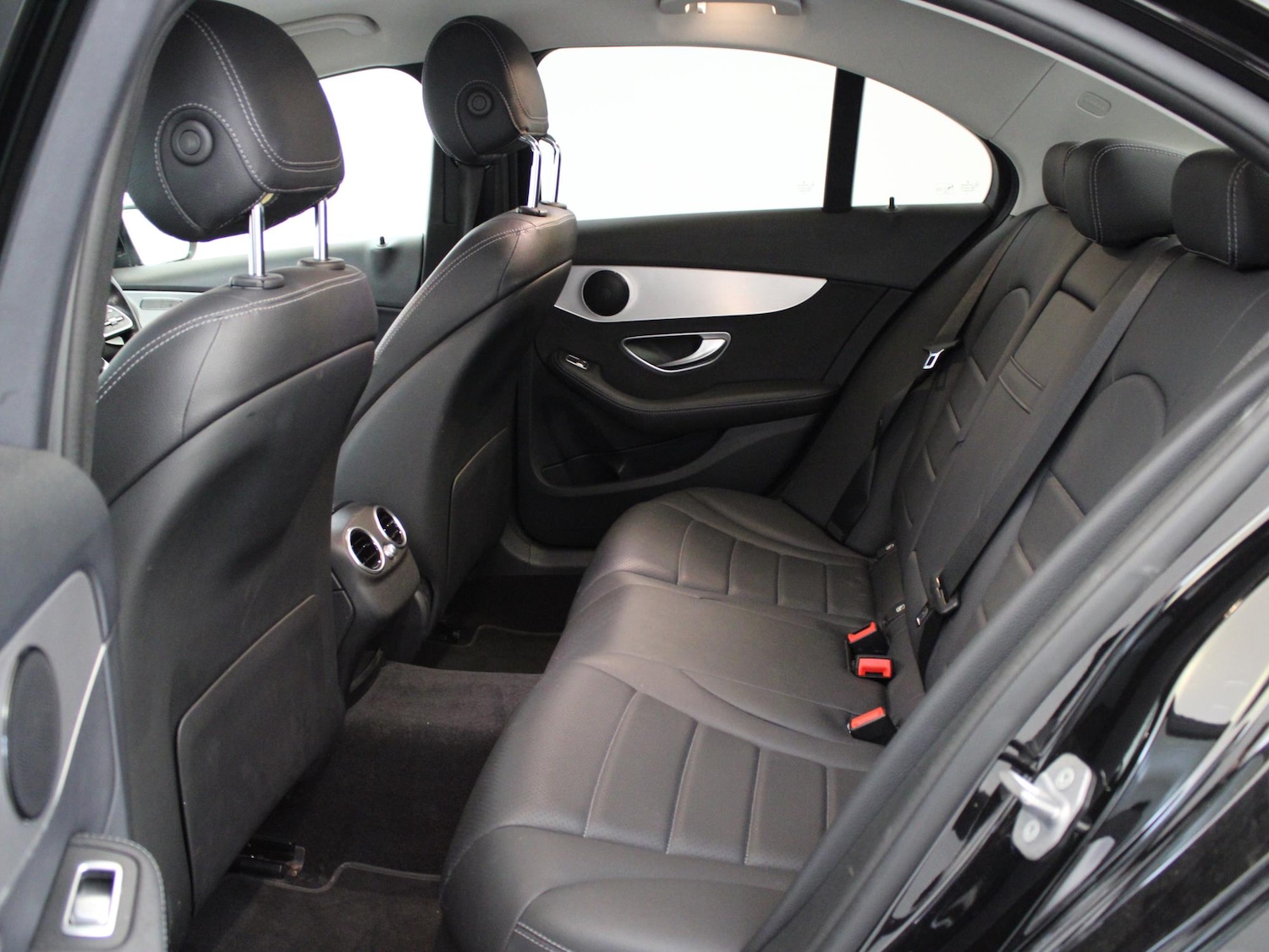 Used Mercedes-Benz C Class 2019 for sale - 76553469: Photo 13