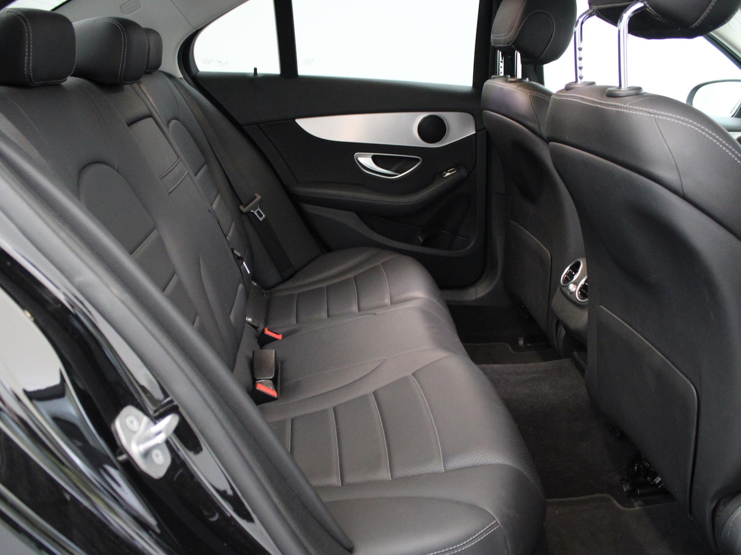 Used Mercedes-Benz C Class 2019 for sale - 76553469: Photo 14