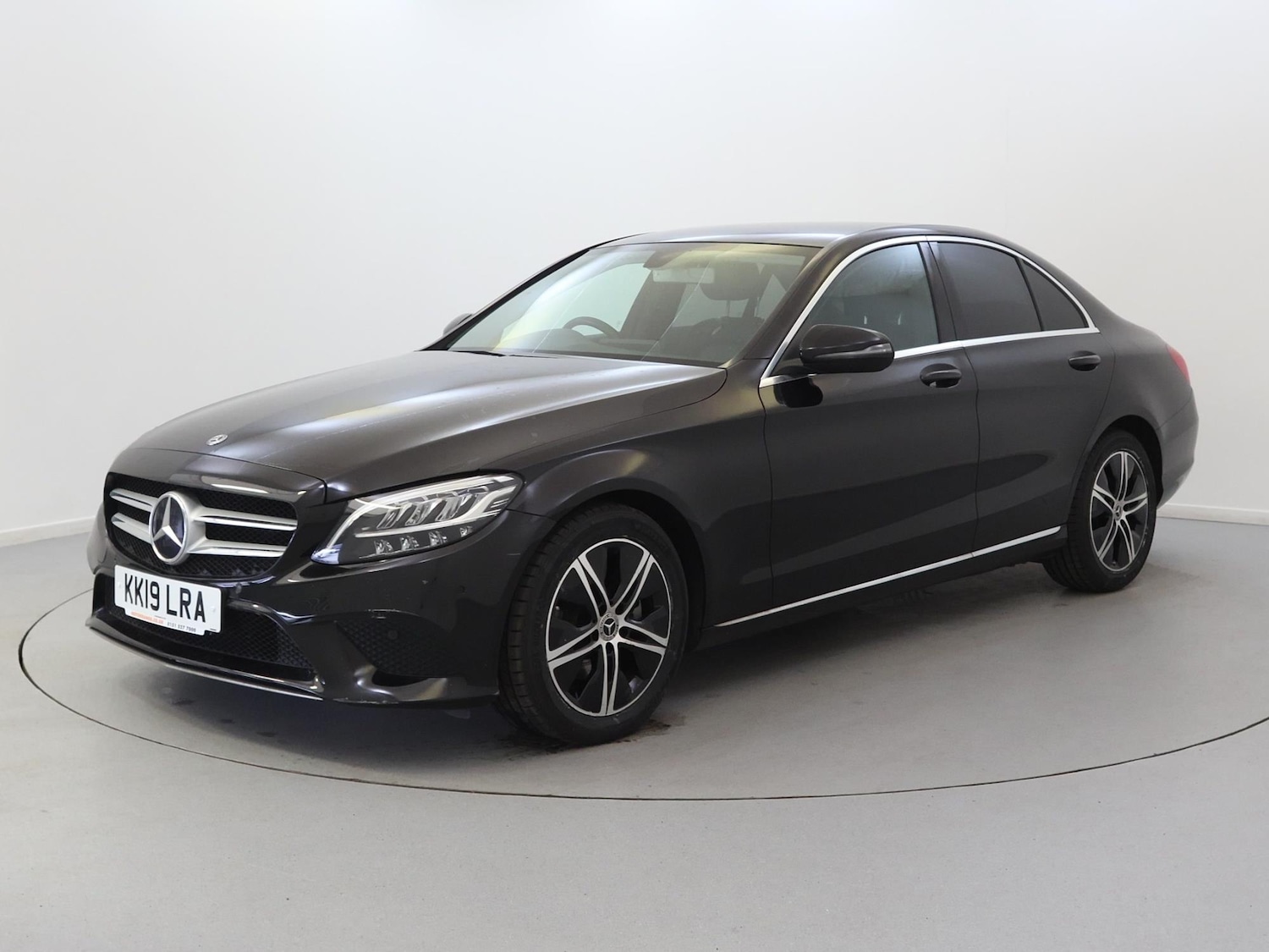 Used Mercedes-Benz C Class 2019 for sale - 76553469: Photo 3