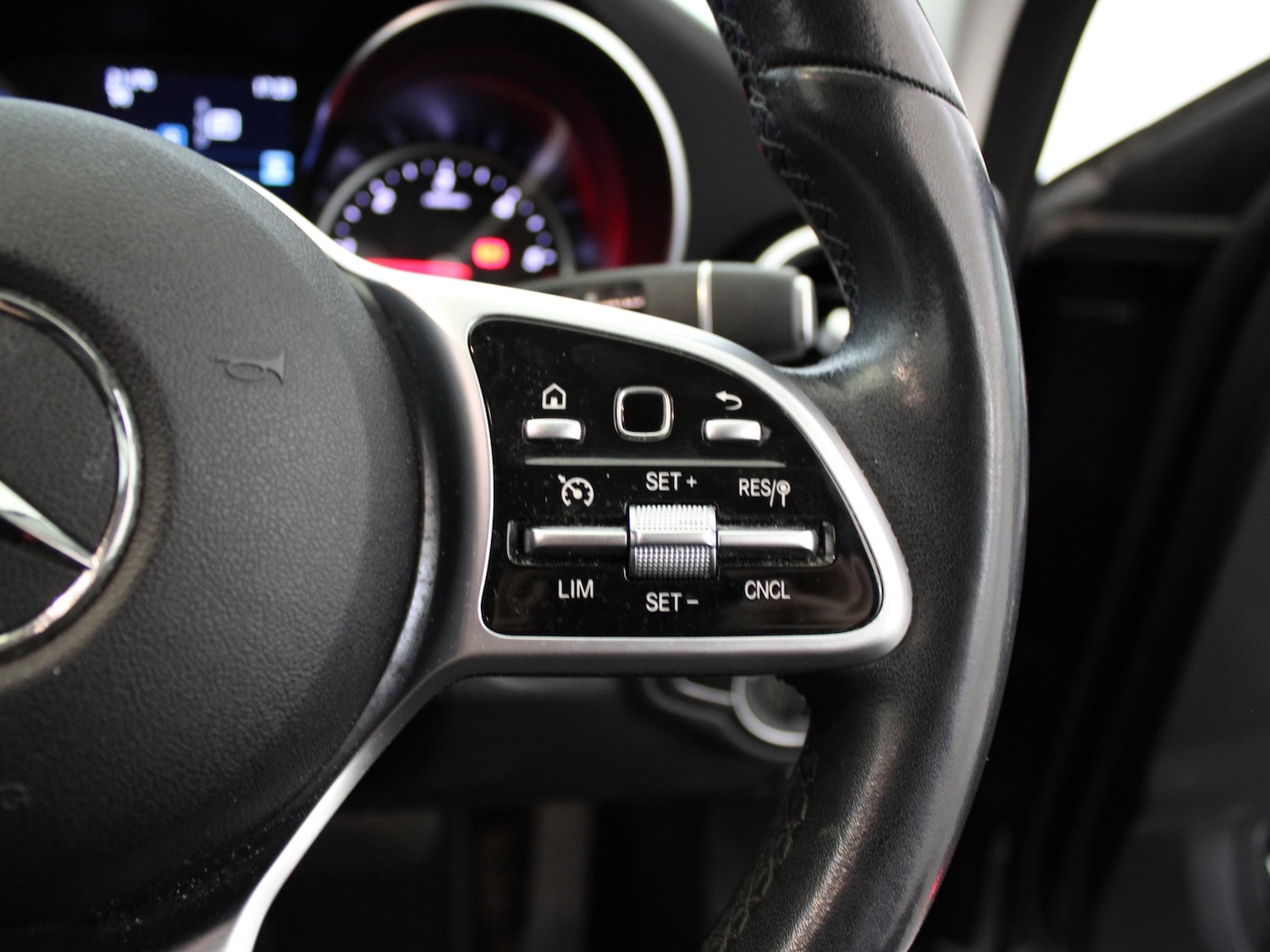 Used Mercedes-Benz C Class 2019 for sale - 76553469: Photo 31