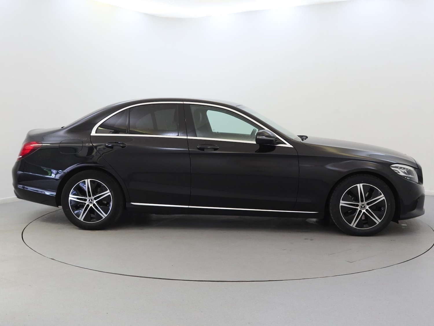 Used Mercedes-Benz C Class 2019 for sale - 76553469: Photo 8