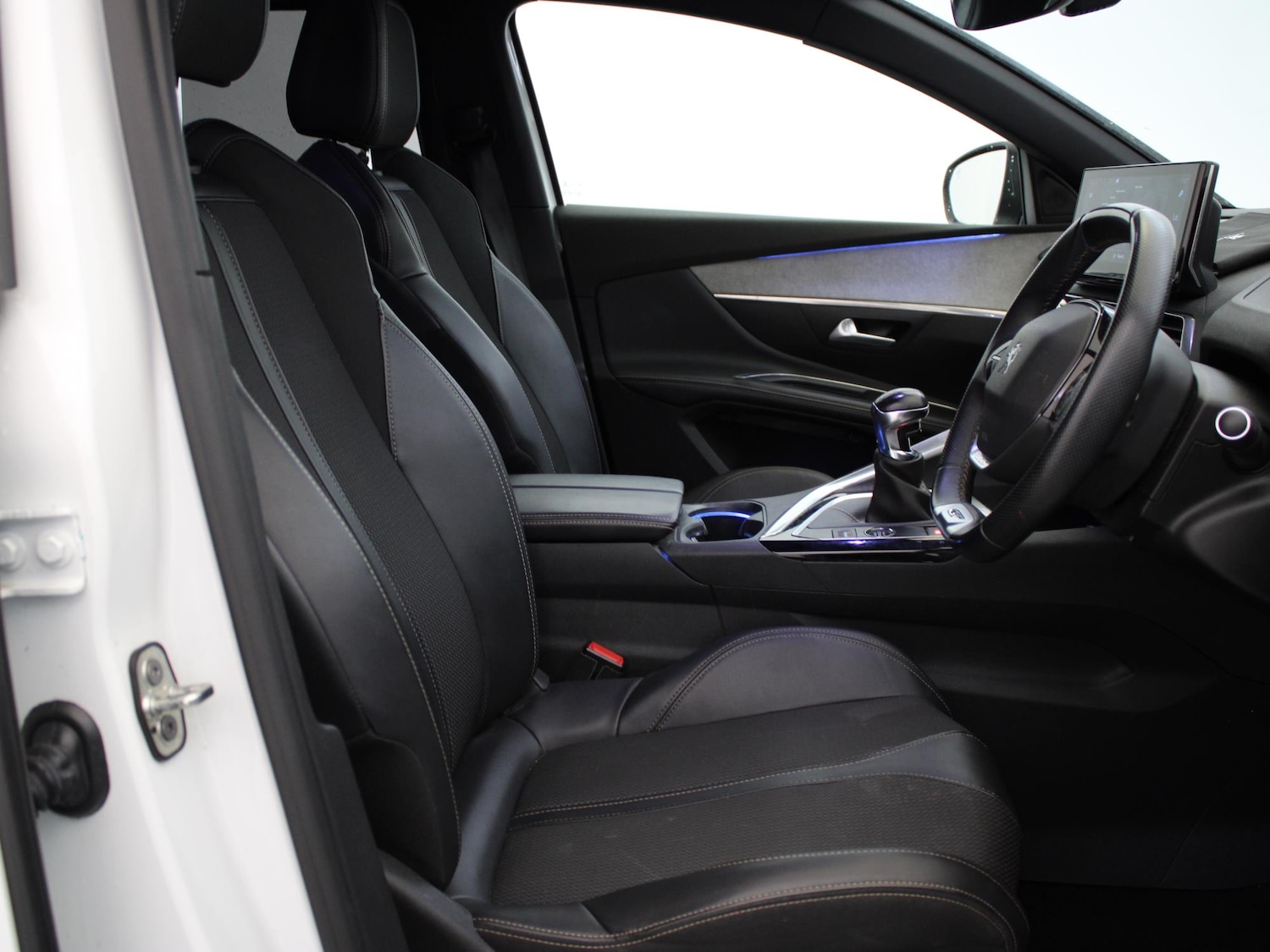 Used Peugeot 5008 2022 for sale - 75536253: Photo 9