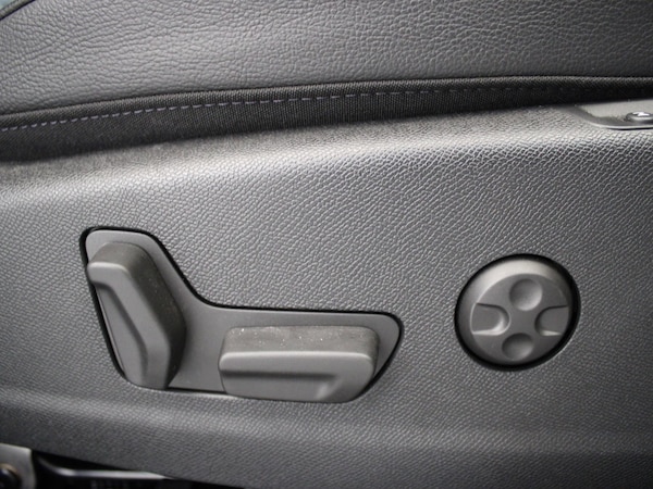 Used DS Automobiles DS 7 Crossback 2022 for sale - 75713902: Photo 11