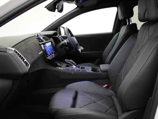 Used DS Automobiles DS 7 Crossback 2022 for sale - 75713902: Photo 12