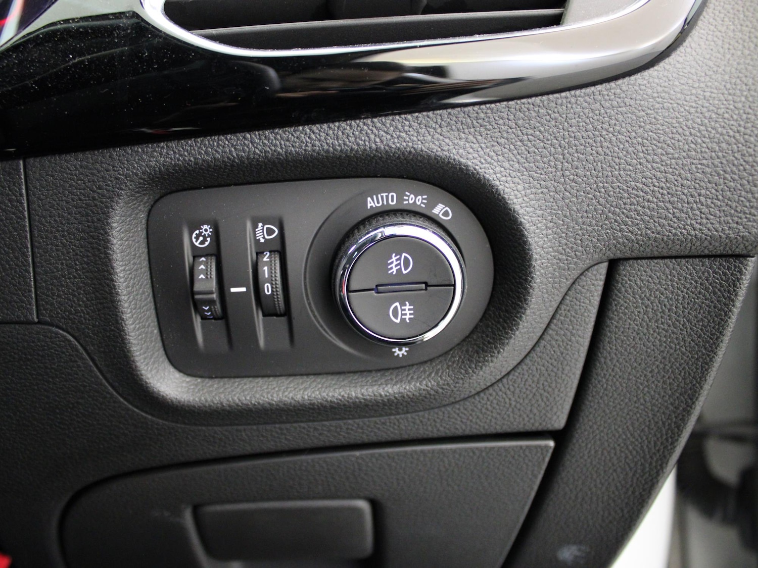 Used Vauxhall Astra 2019 for sale - 76411675: Photo 28