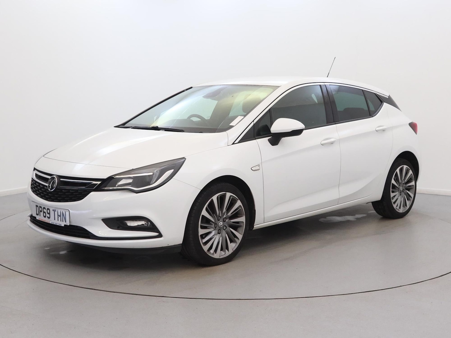 Used Vauxhall Astra 2019 for sale - 76411675: Photo 3