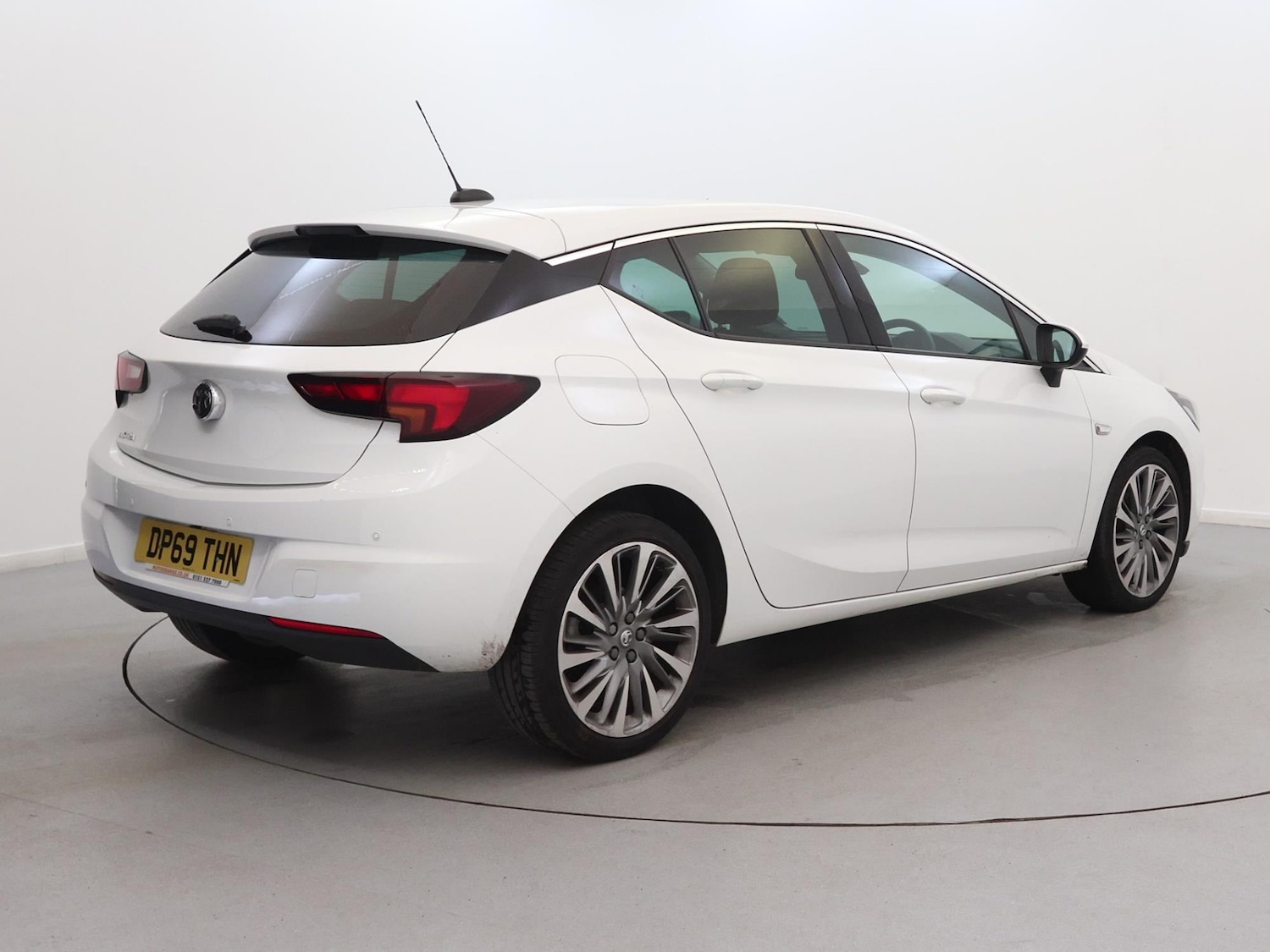Used Vauxhall Astra 2019 for sale - 76411675: Photo 5