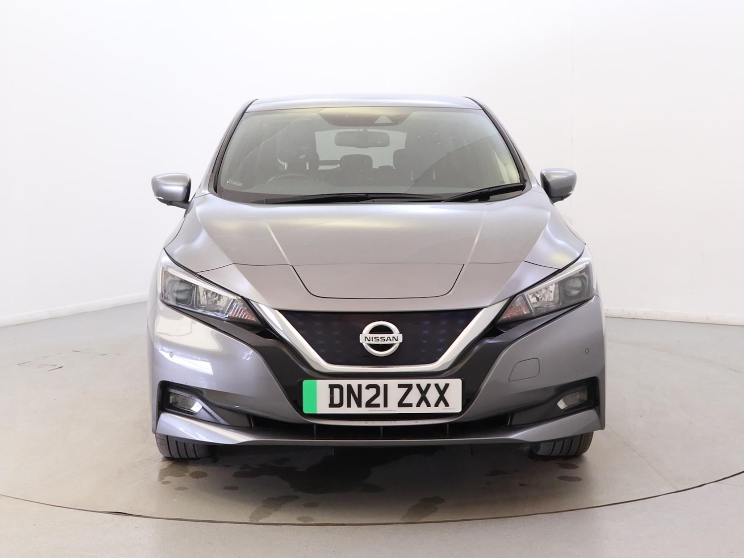 Used Nissan Leaf 2021 for sale - 76157947: Photo 2