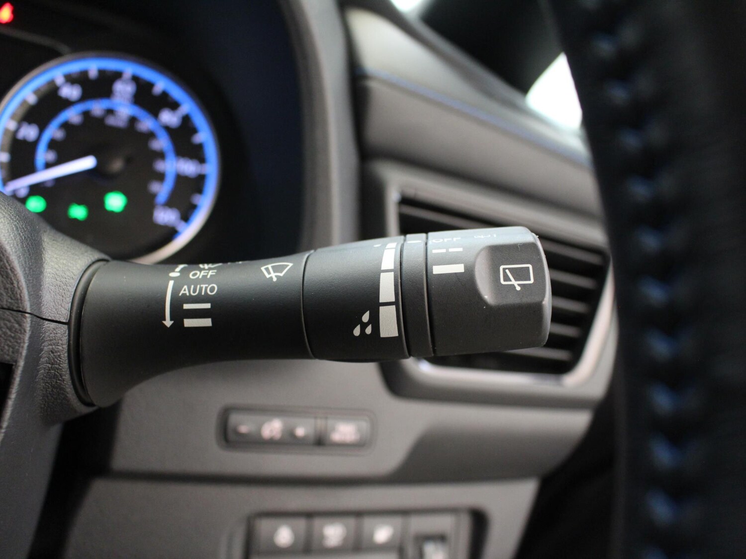 Used Nissan Leaf 2021 for sale - 76157947: Photo 34
