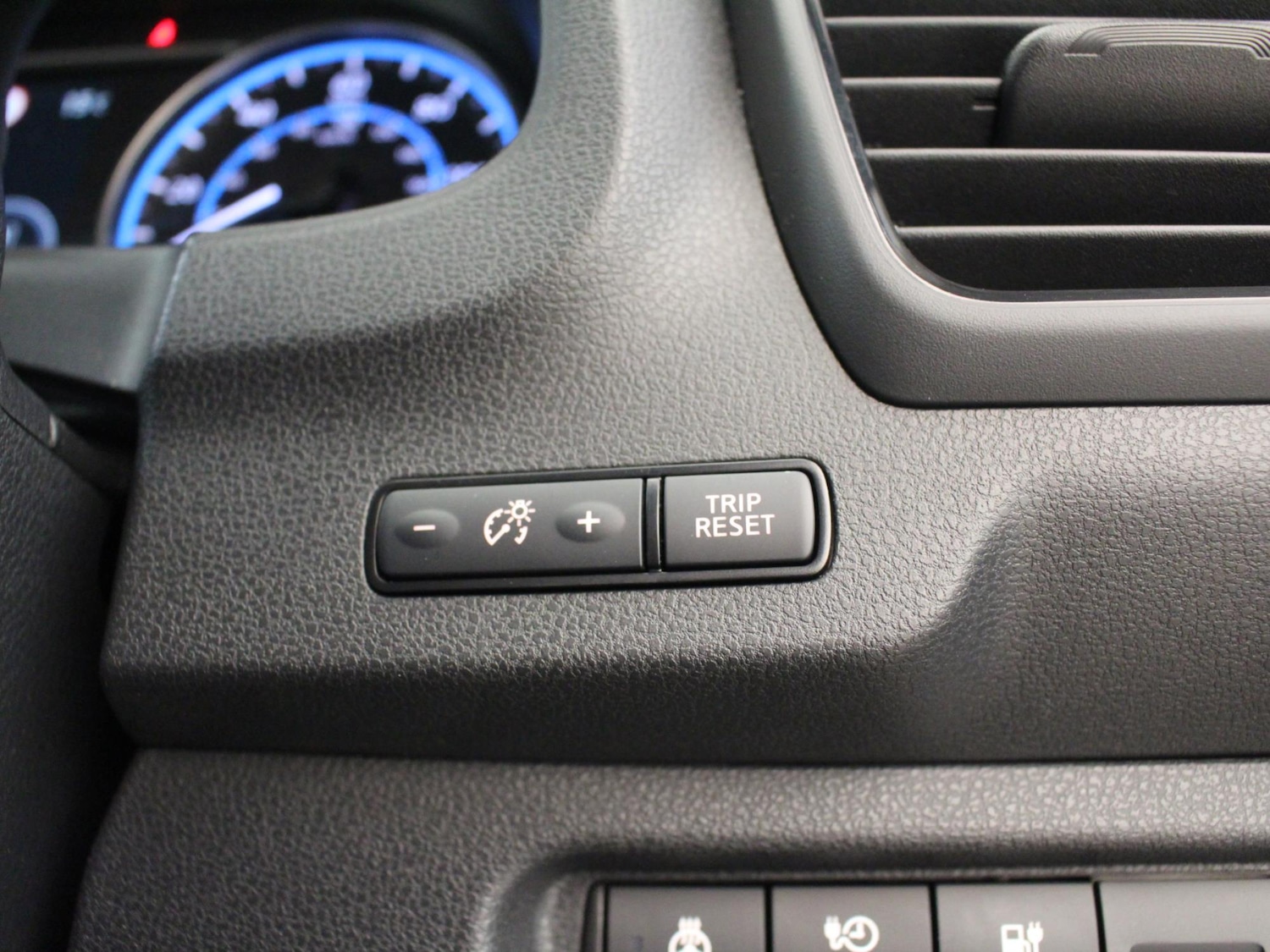 Used Nissan Leaf 2021 for sale - 76157947: Photo 35