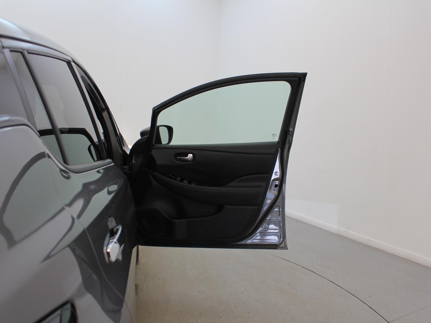 Used Nissan Leaf 2021 for sale - 76157947: Photo 37