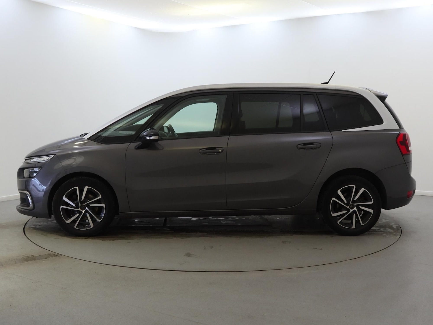 Used Citroen C4 Grand Picasso 2021 for sale - 76732437: Photo 4