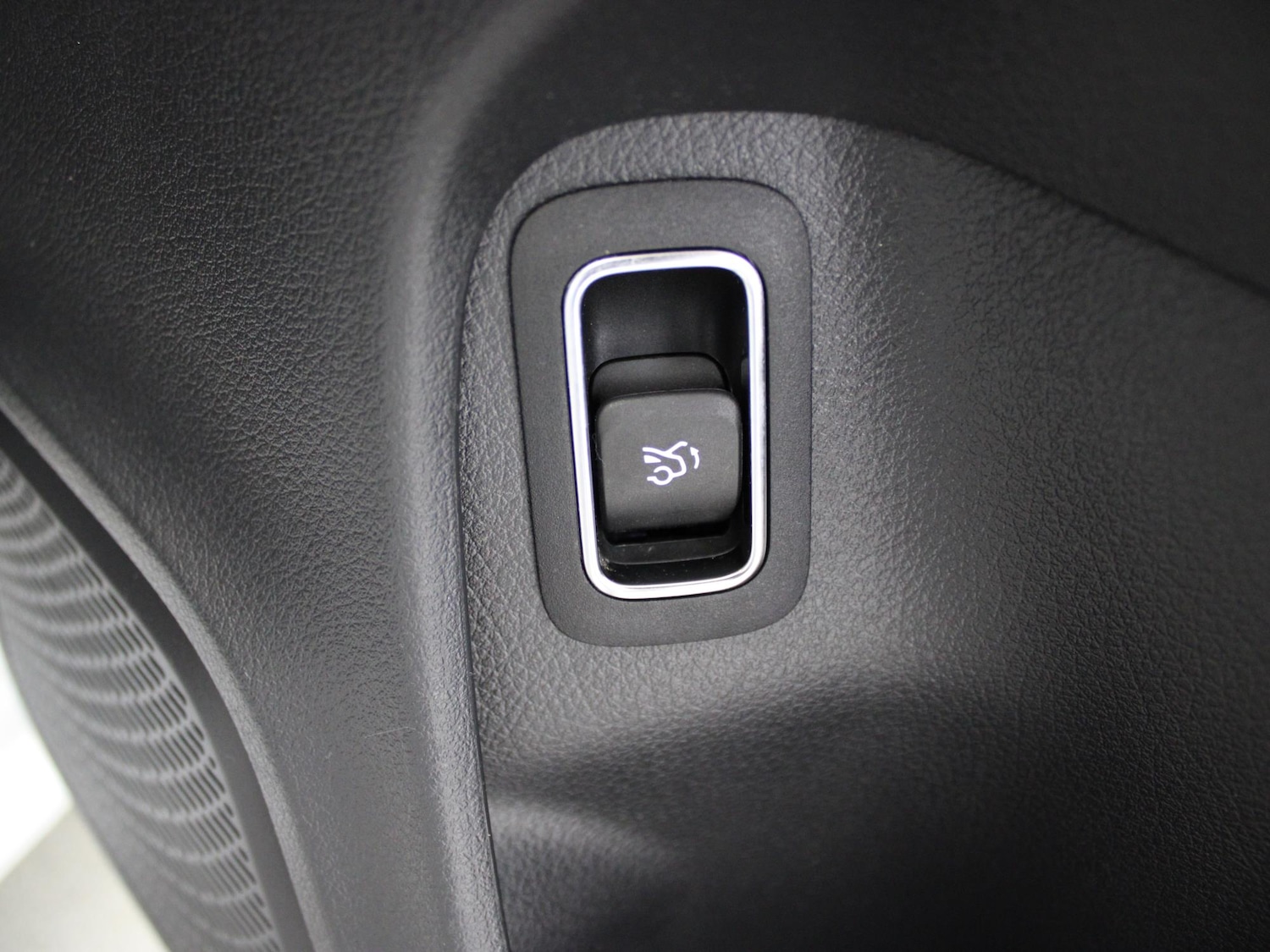 Used Mercedes-Benz CLA 2021 for sale - 76587937: Photo 39