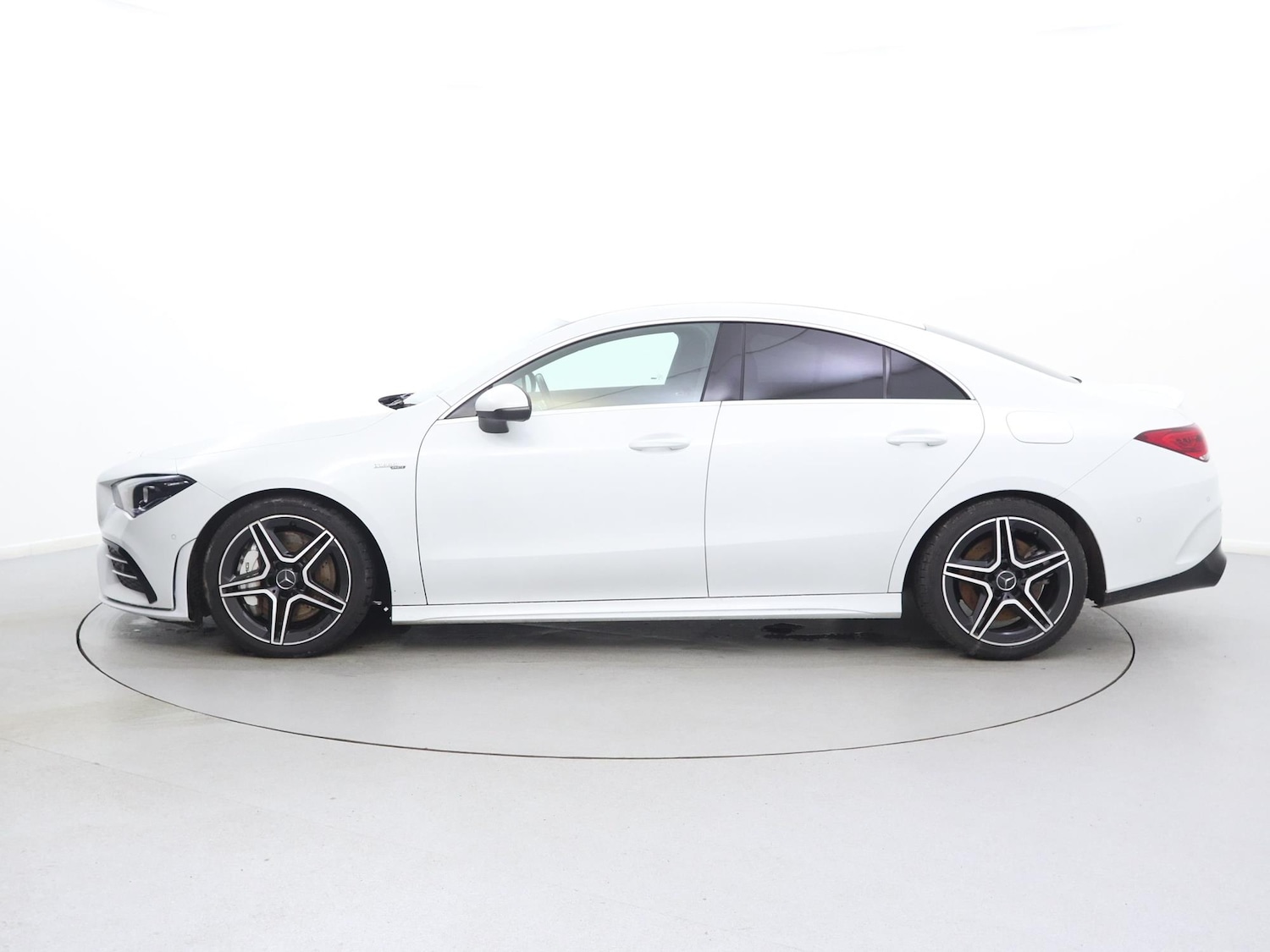 Used Mercedes-Benz CLA 2021 for sale - 76587937: Photo 4