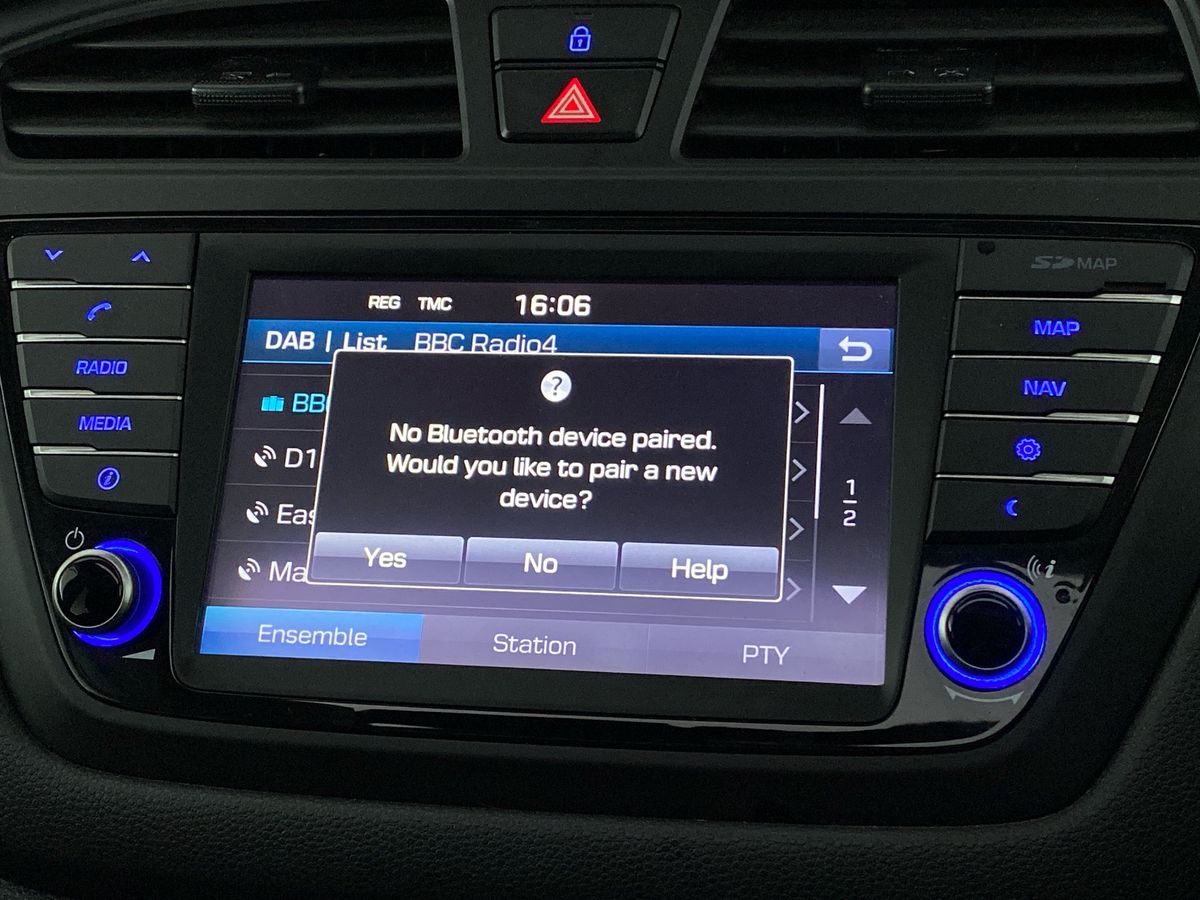 Used Hyundai i20 2018 for sale - 76330649: Photo 18