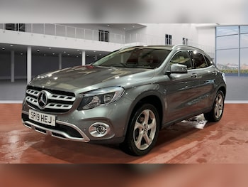 Used Mercedes-Benz GLA 2019 for sale - 77795687: Photo