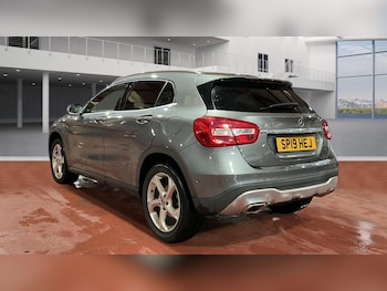 Used Mercedes-Benz GLA 2019 for sale - 77795687: Photo