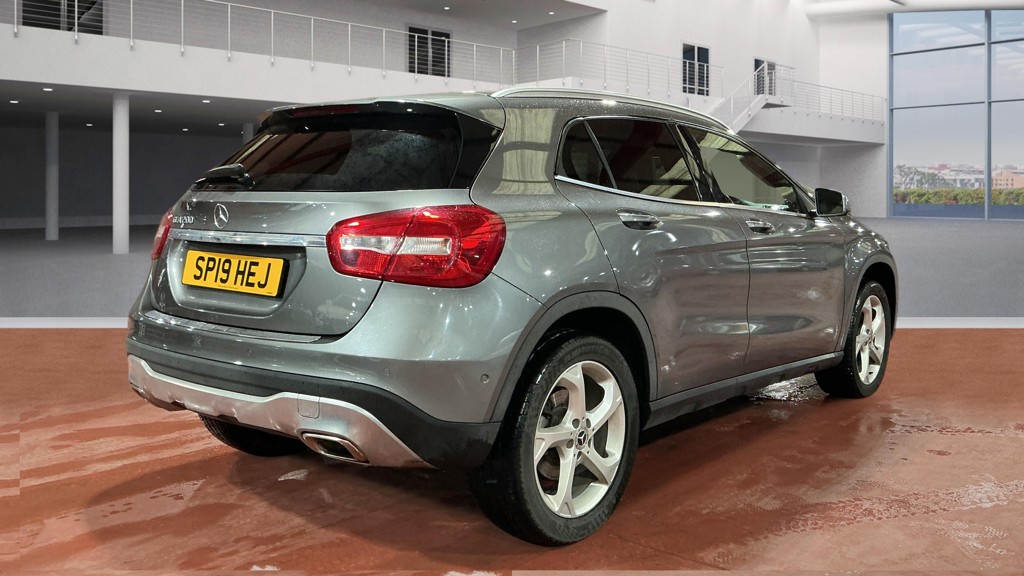 Used Mercedes-Benz GLA 2019 for sale - 77795687: Photo 4