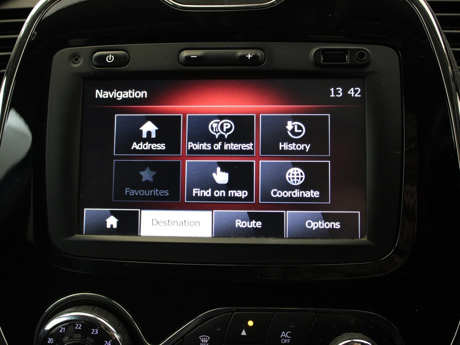 Used Renault Captur 2014 for sale - 77742146: Photo 18