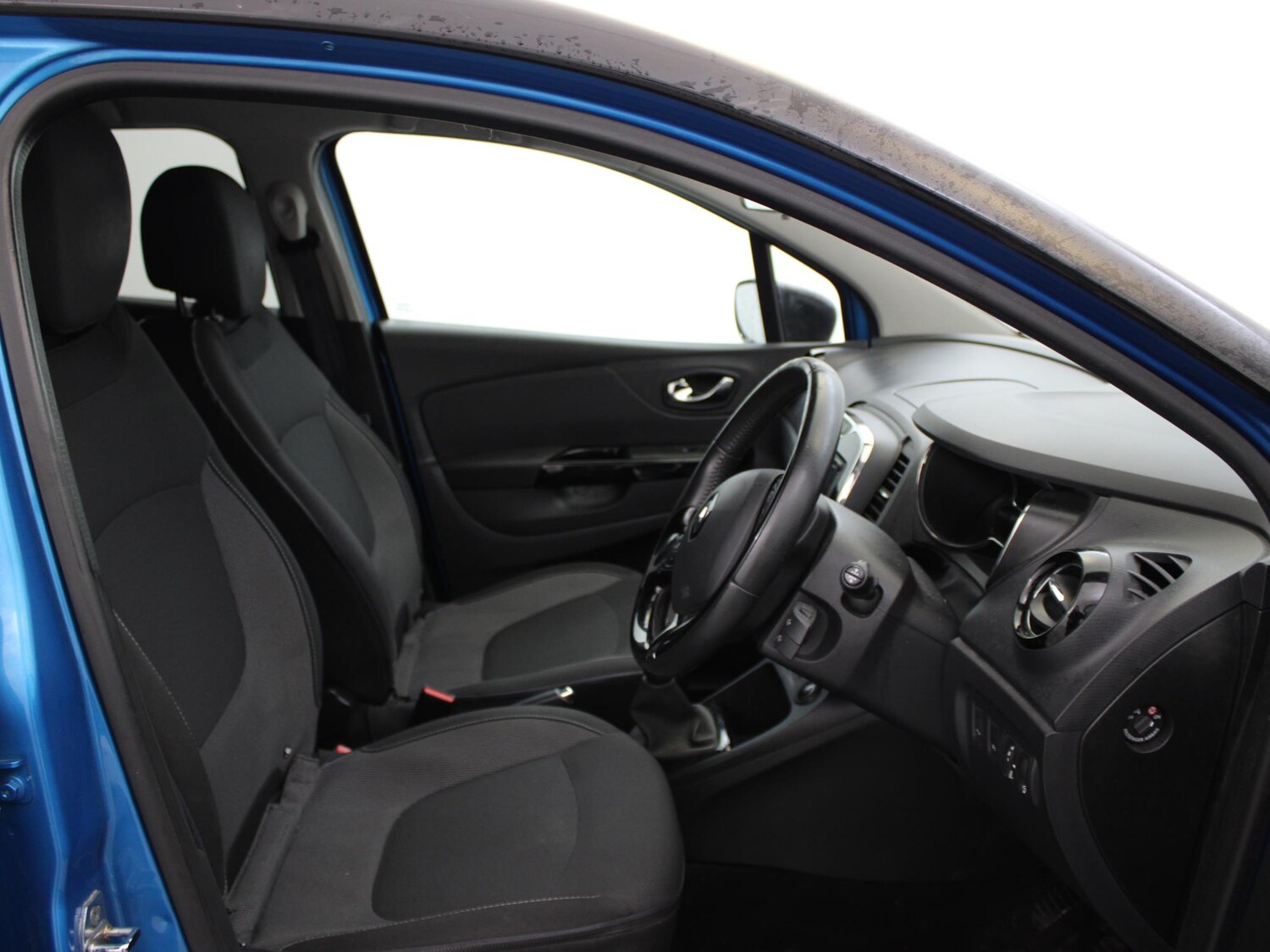 Used Renault Captur 2014 for sale - 77742146: Photo 8