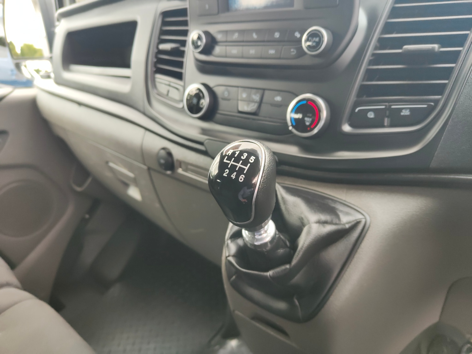 Used Ford Transit Custom 2022 for sale - 77973504: Photo 13