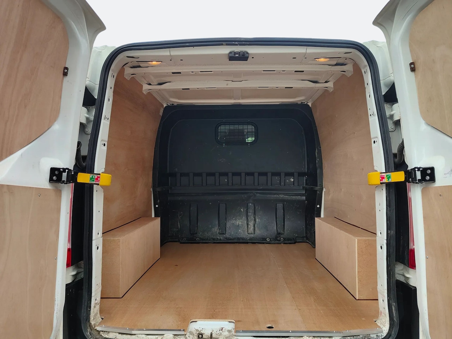 Used Ford Transit Custom 2022 for sale - 77973504: Photo 18