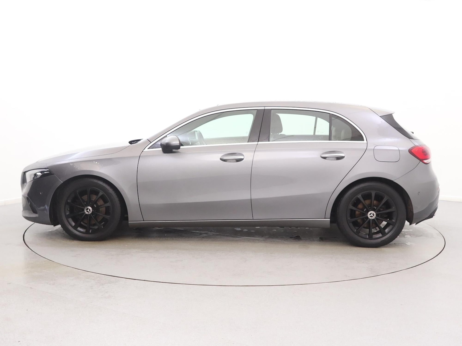 Used Mercedes-Benz A-Class 2018 for sale - 77361787: Photo 4