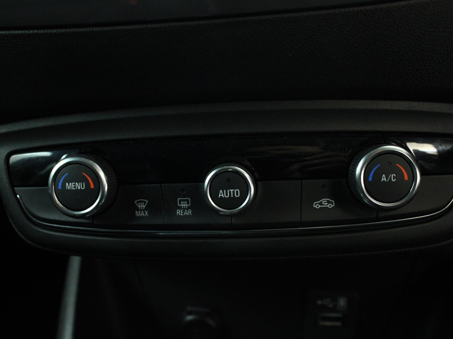 Used Vauxhall Crossland 2022 for sale - 76594395: Photo 24