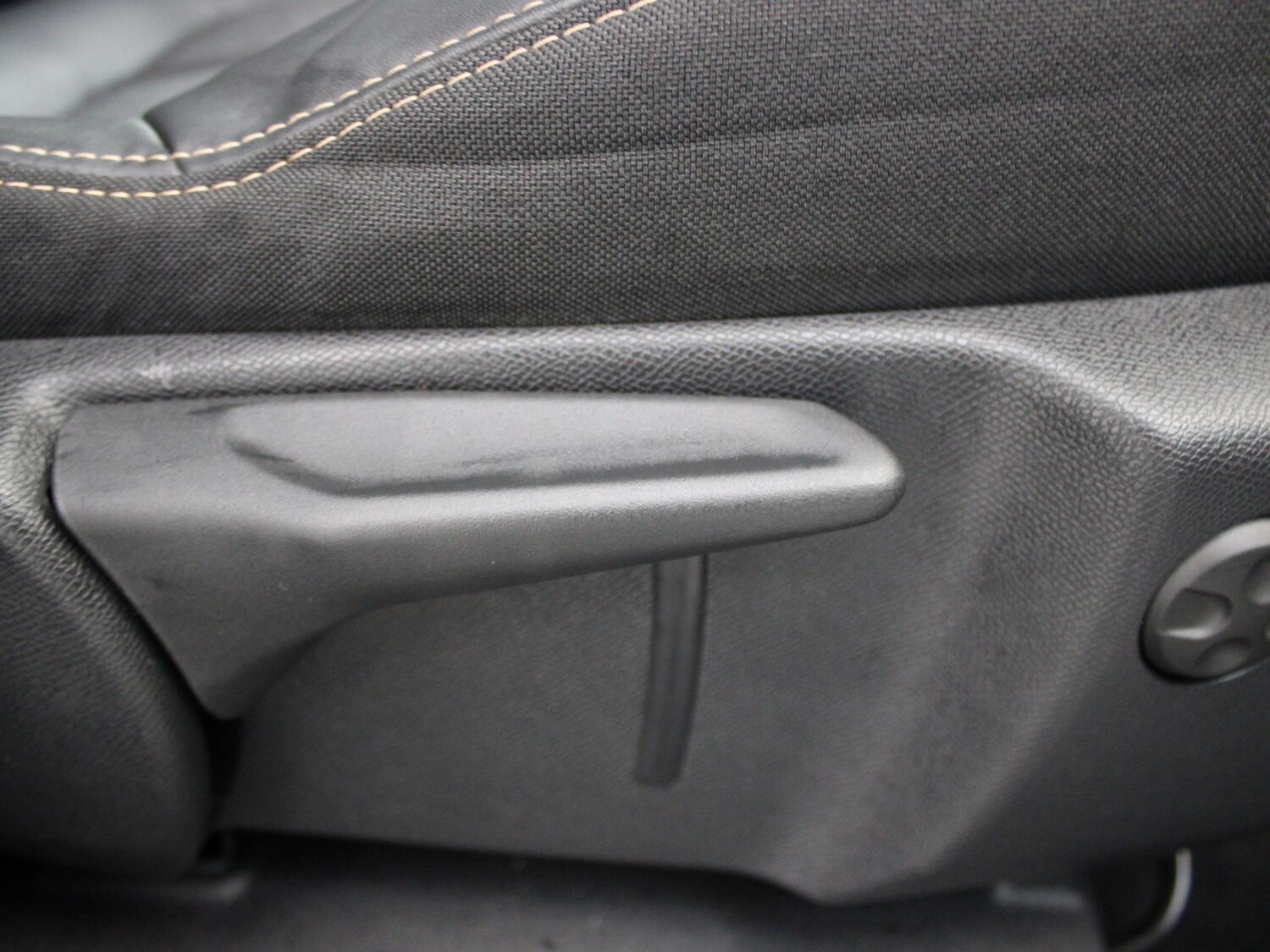 Used Peugeot 3008 2020 for sale - 76662156: Photo 11