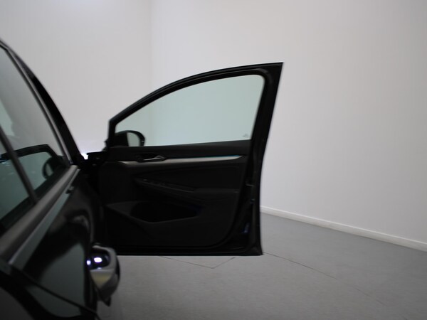 Used Volkswagen Golf 2020 for sale - 76016531: Photo 36