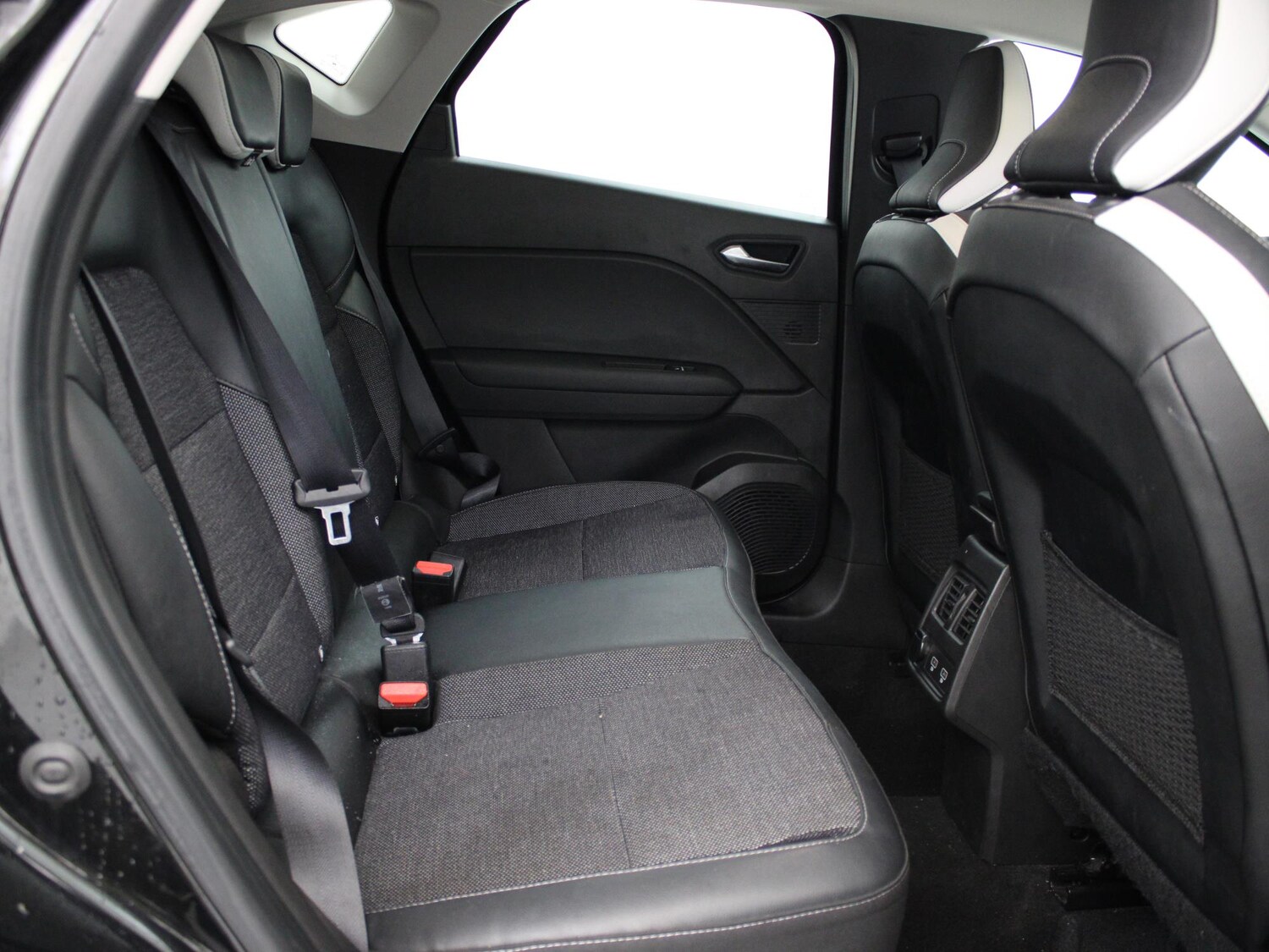 Used Renault Captur 2022 for sale - 76553553: Photo 10