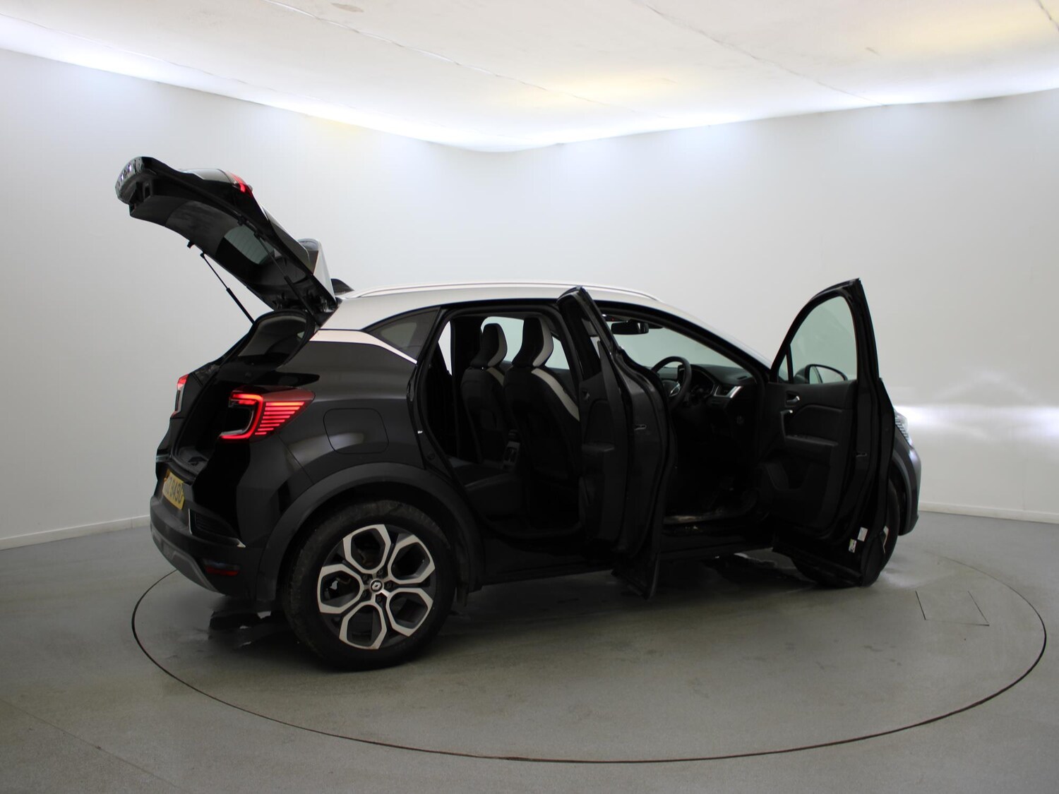 Used Renault Captur 2022 for sale - 76553553: Photo 33