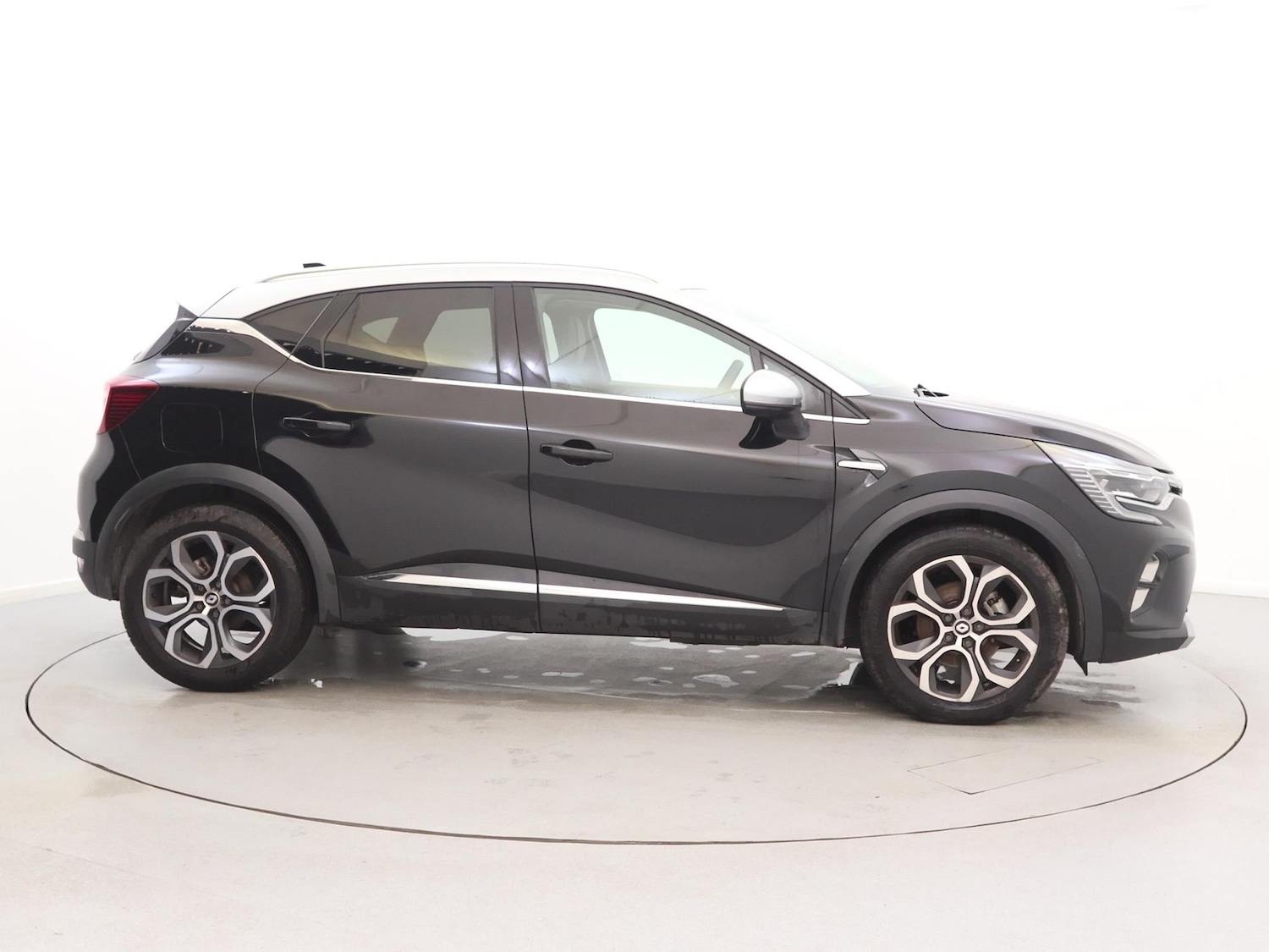 Used Renault Captur 2022 for sale - 76553553: Photo 8