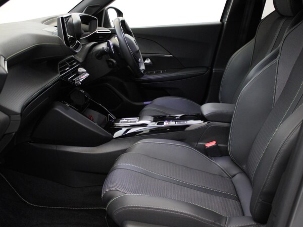 Used Peugeot 2008 2023 for sale - 76219981: Photo 11