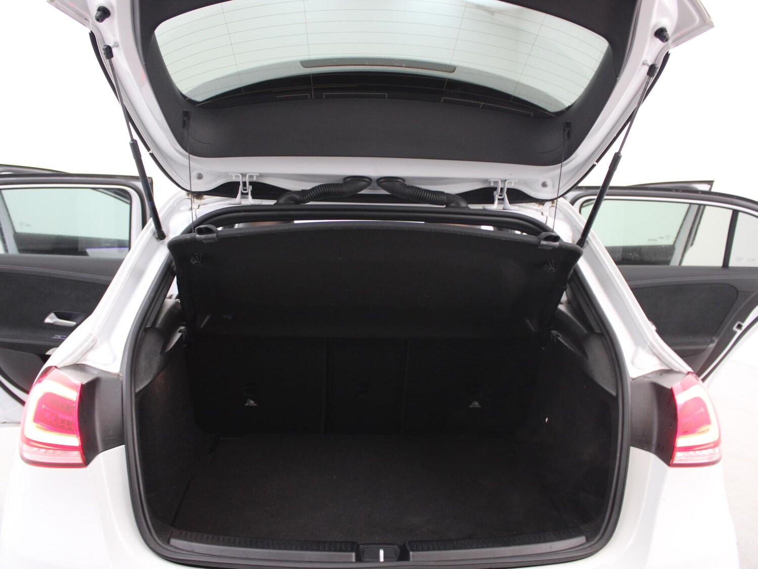 Used Mercedes-Benz A-Class 2022 for sale - 76564810: Photo 39