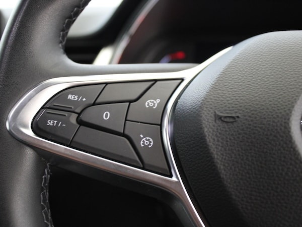 Used Renault Captur 2022 for sale - 75343902: Photo 15