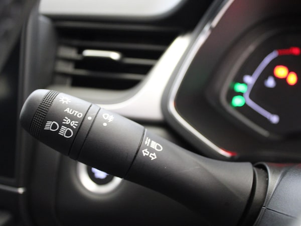 Used Renault Captur 2022 for sale - 75343902: Photo 17