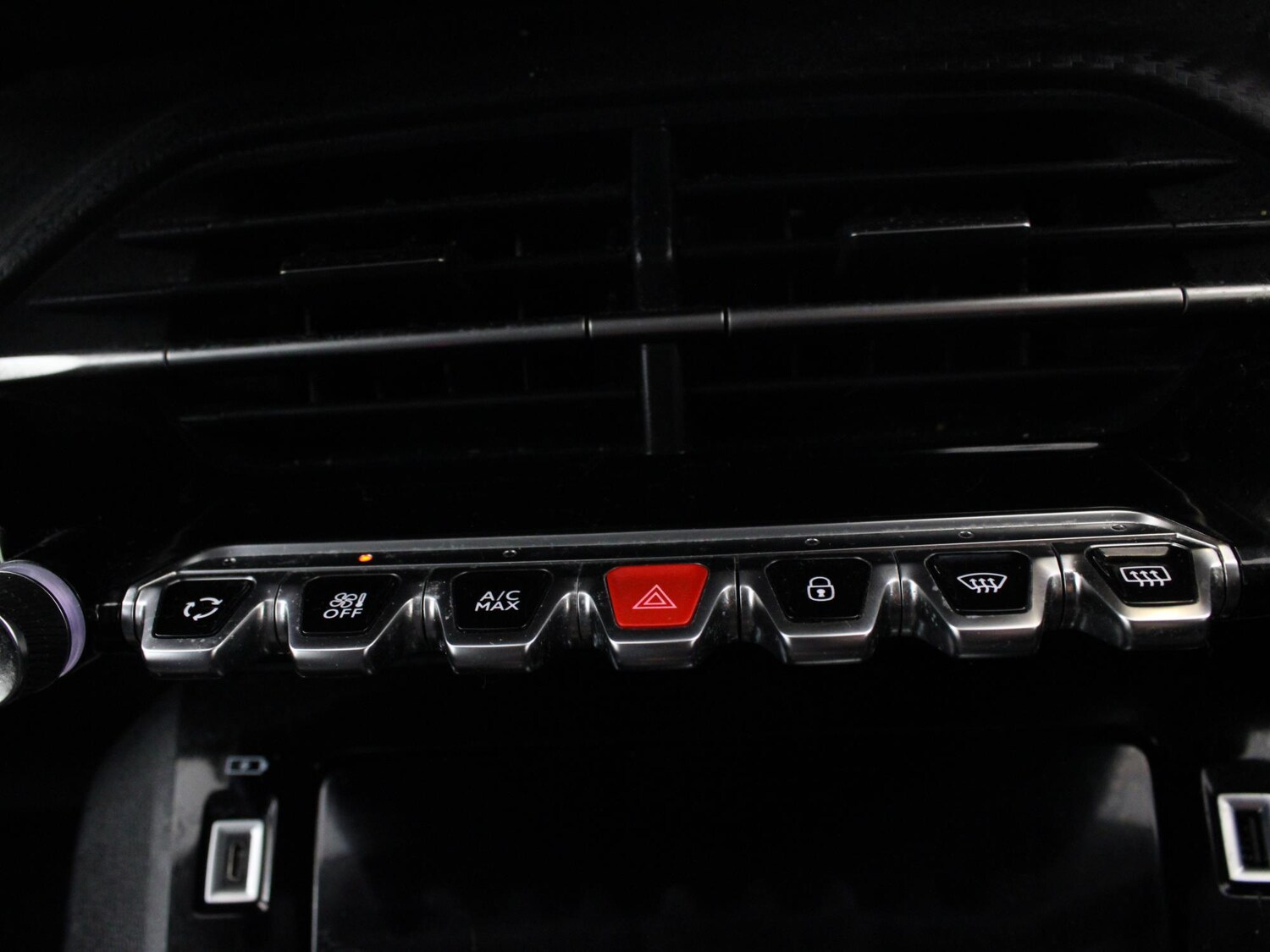 Used Peugeot 208 2022 for sale - 76755428: Photo 22