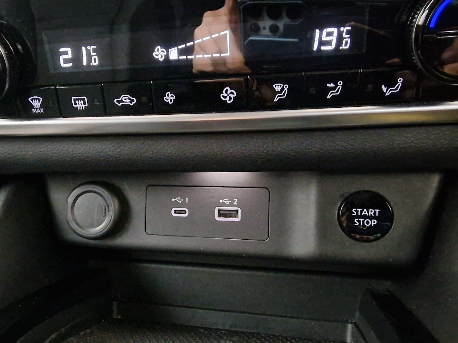 Used Nissan X-Trail 2023 for sale - 76047386: Photo 26