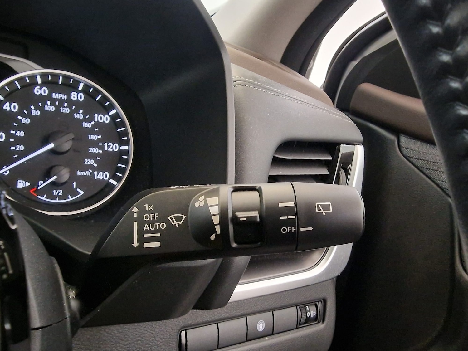 Used Nissan X-Trail 2023 for sale - 76047386: Photo 31