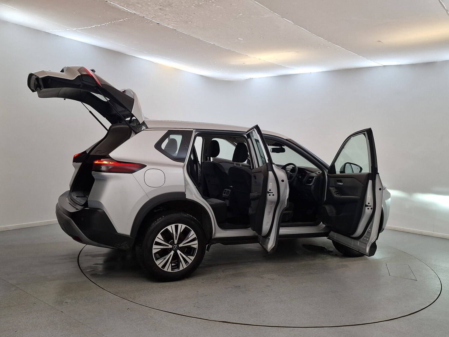 Used Nissan X-Trail 2023 for sale - 76047386: Photo 36