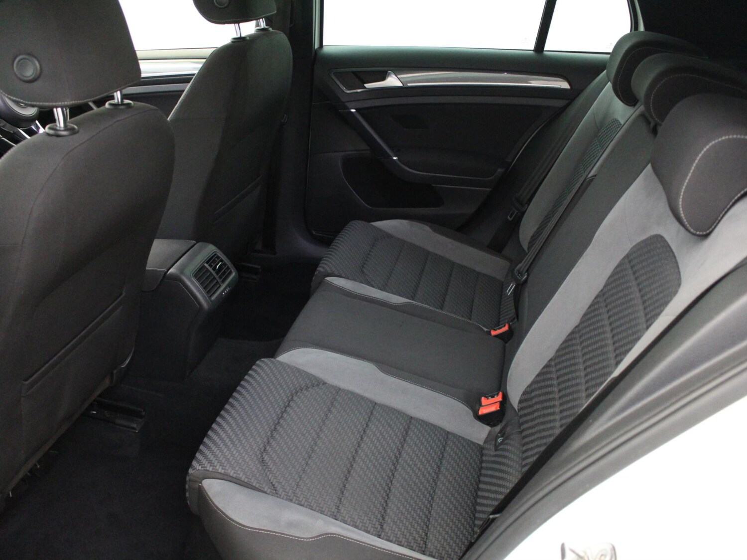 Used Volkswagen Golf 2019 for sale - 77687101: Photo 11