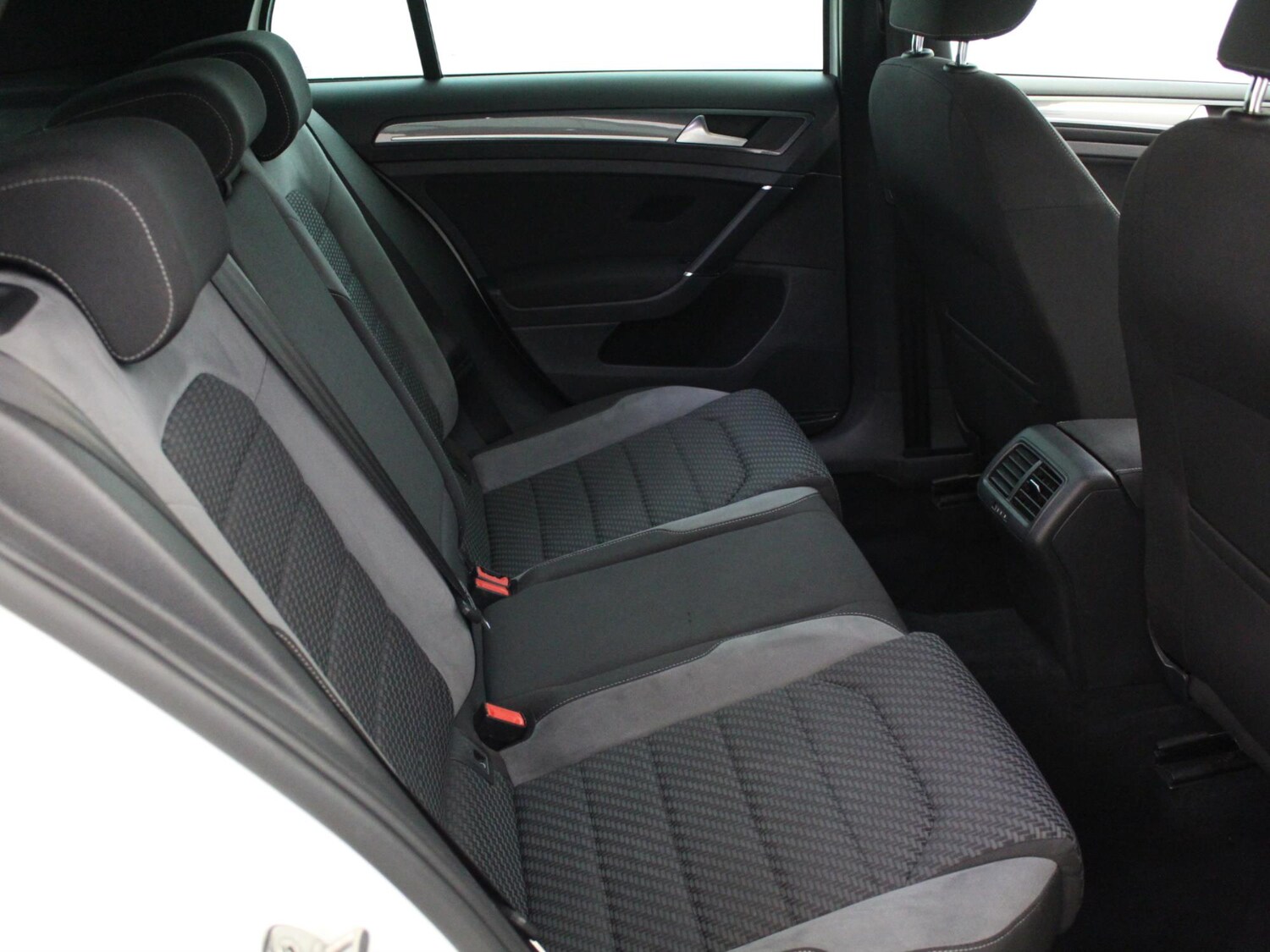 Used Volkswagen Golf 2019 for sale - 77687101: Photo 12