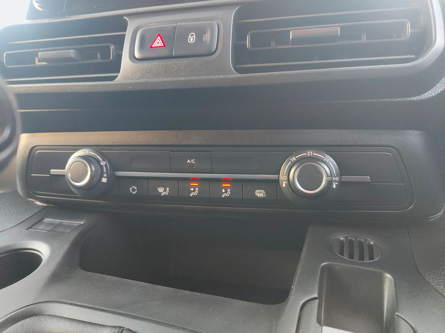 Used Citroen Berlingo 2023 for sale - 76353365: Photo 11