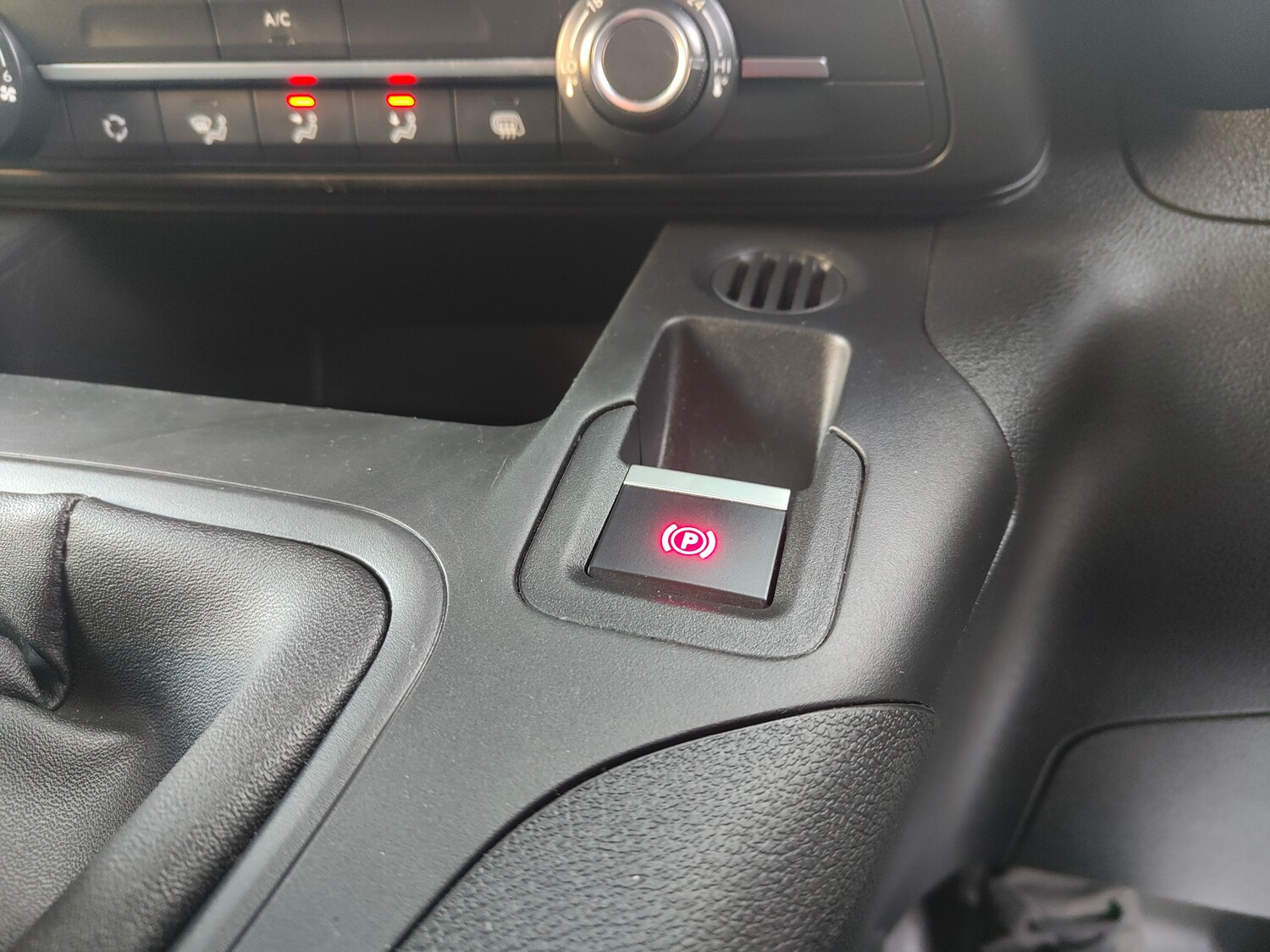 Used Citroen Berlingo 2023 for sale - 76353365: Photo 12