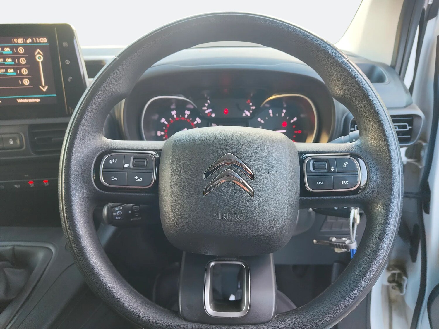 Used Citroen Berlingo 2023 for sale - 76353365: Photo 13